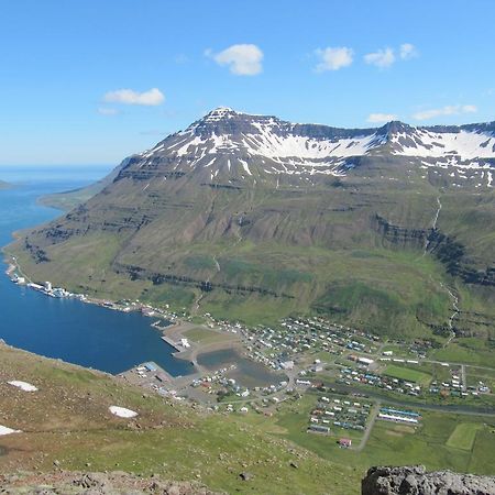 赛季斯菲尔泽公寓酒店 Seyðisfjörður 外观 照片